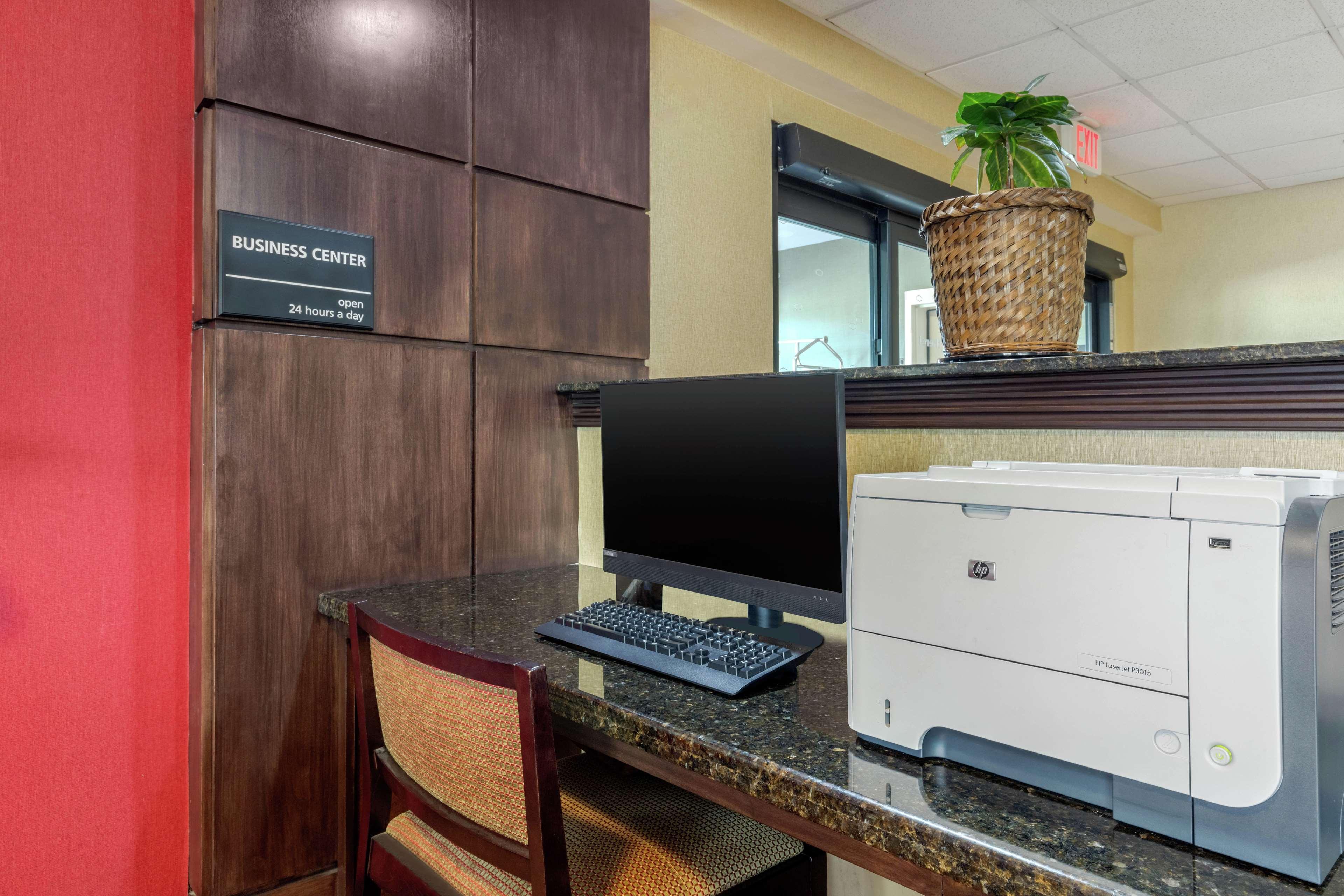 Hampton Inn Brookhaven Exteriör bild