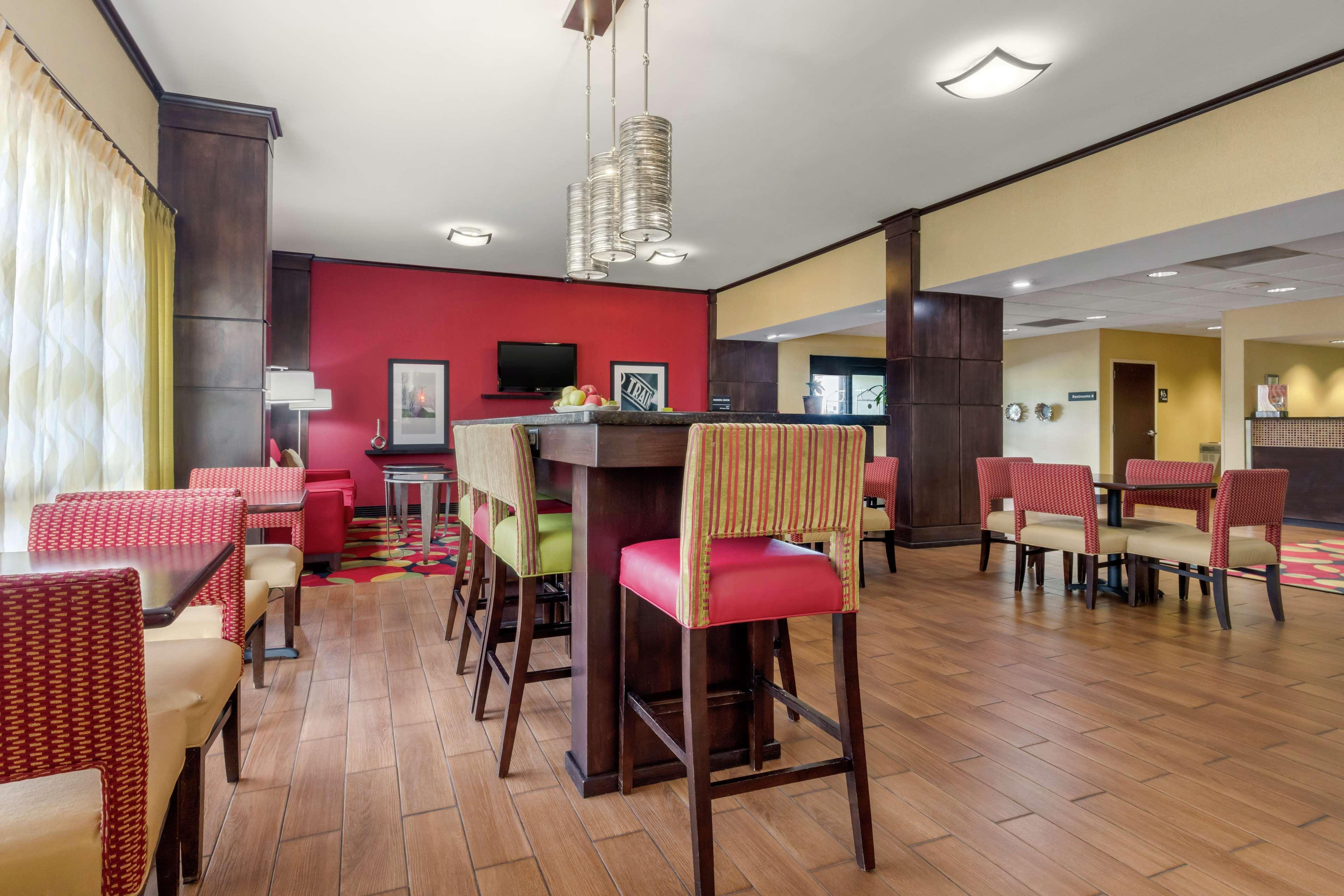 Hampton Inn Brookhaven Exteriör bild